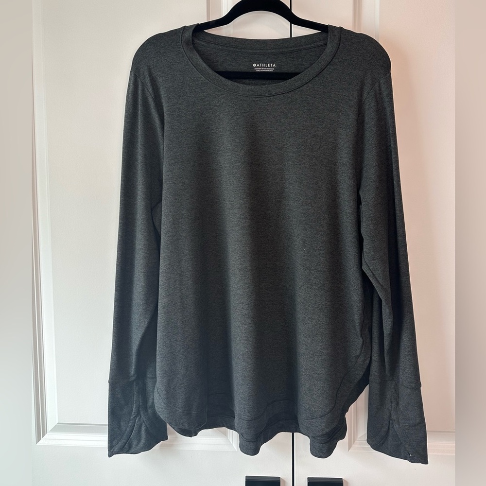 Women's Black Long Sleeve Top